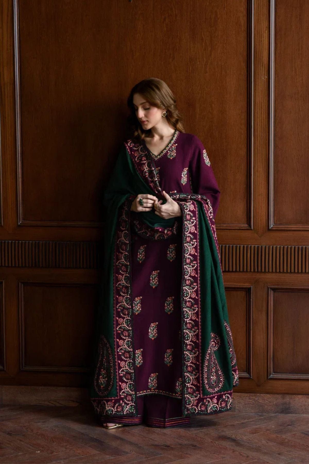 Elayna Zaib -ZF 050 - Luxury Lawn 3PC Chikenkari Heavy Embroidered Suit |  Summer Luxe '26