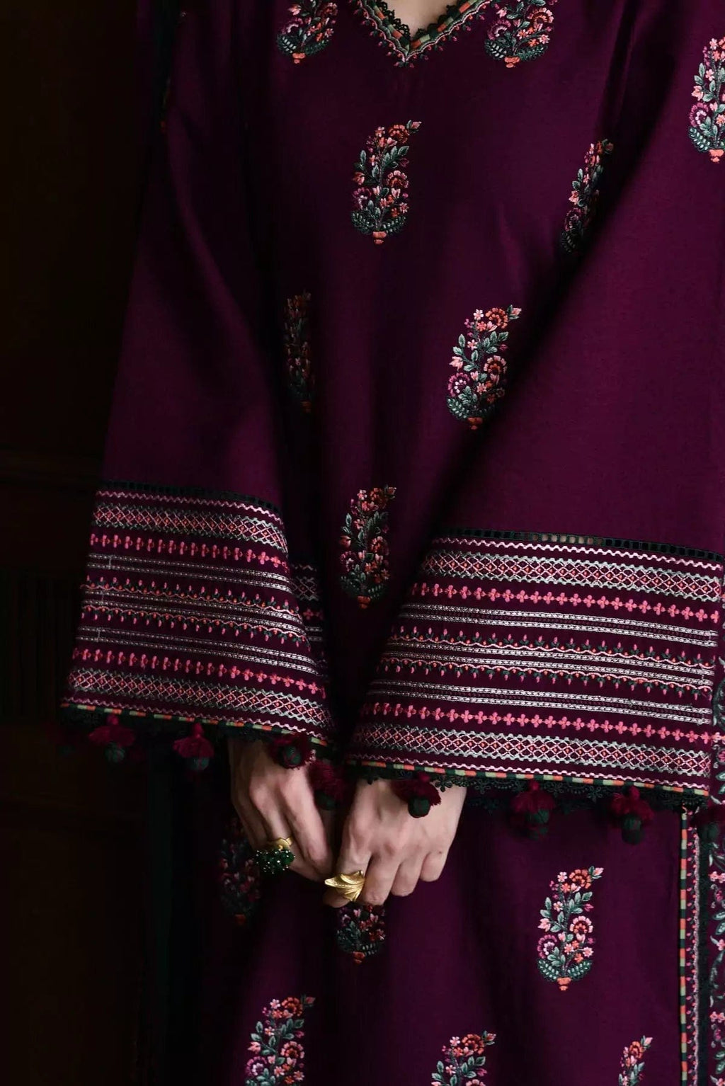 Elayna Zaib -ZF 050 - Luxury Lawn 3PC Chikenkari Heavy Embroidered Suit |  Summer Luxe '26