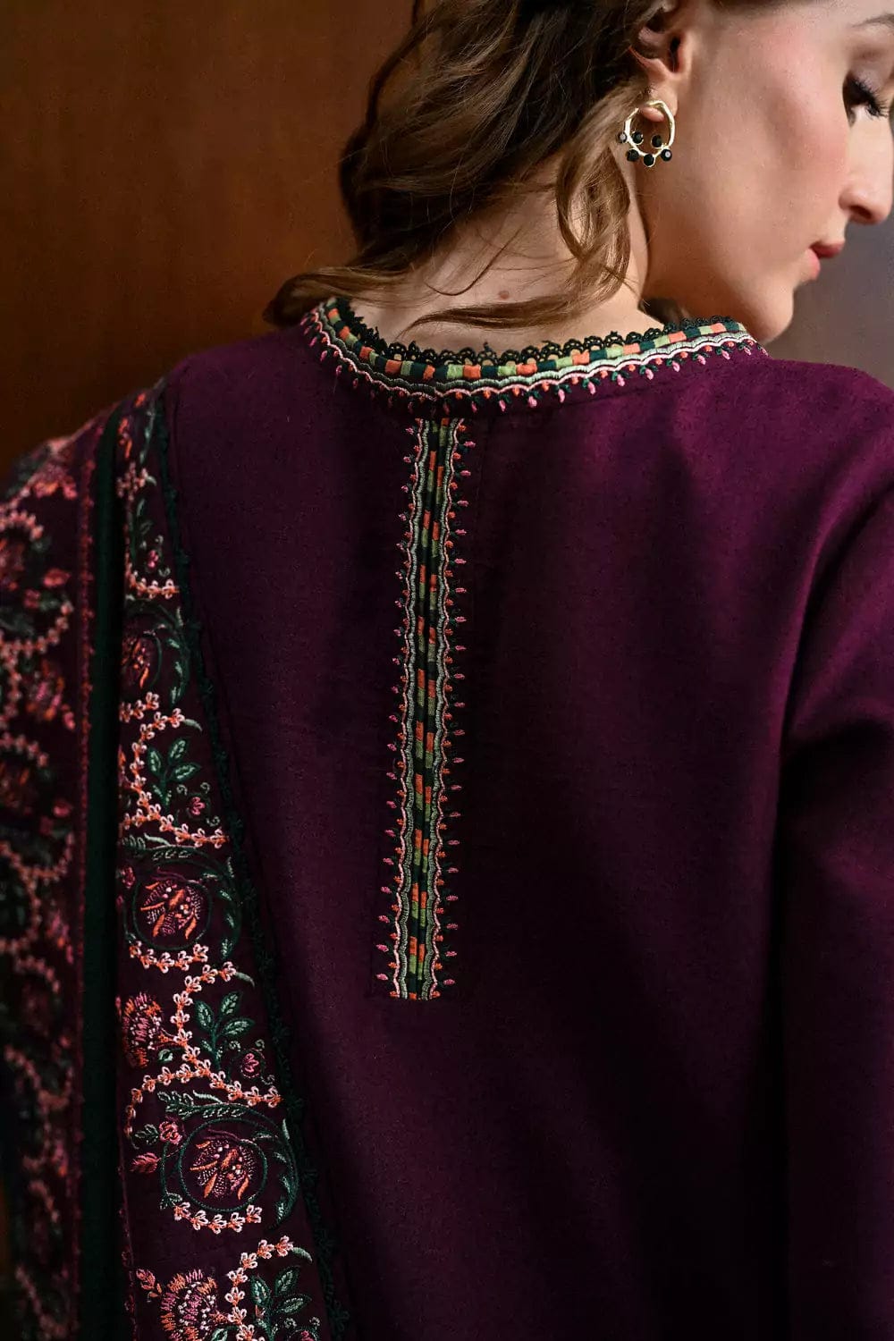 Elayna Zaib -ZF 050 - Luxury Lawn 3PC Chikenkari Heavy Embroidered Suit |  Summer Luxe '26