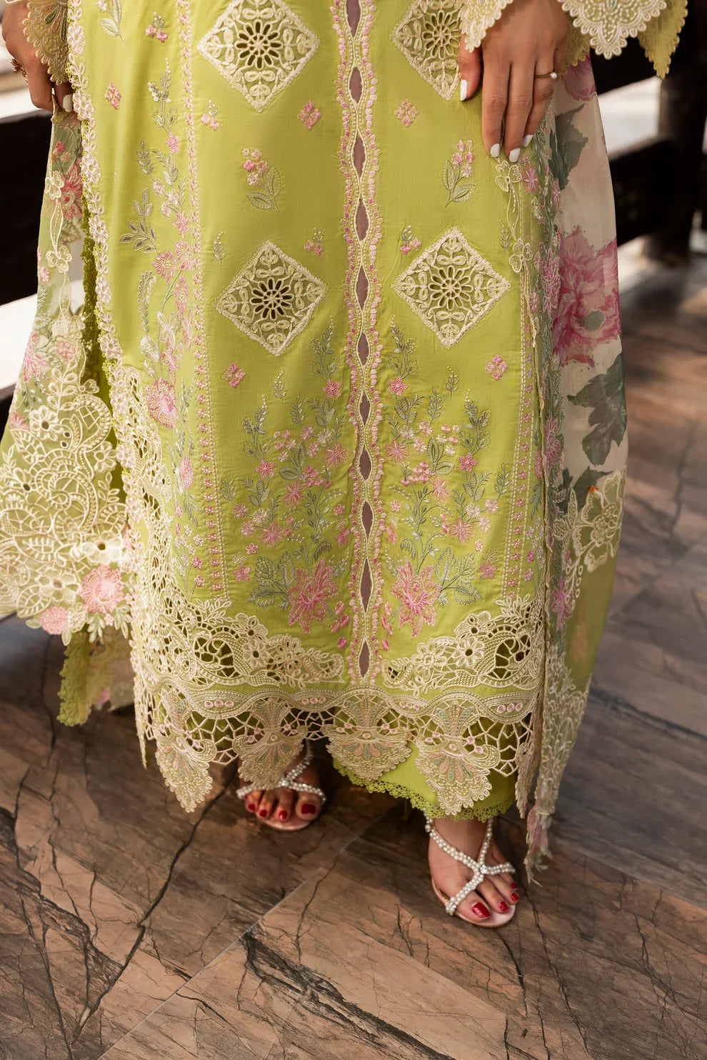 Mehrbano - Luxury Dhanak 3PC Chikenkari Heavy Embroidered Suit | EA-W-116 Luxe '26