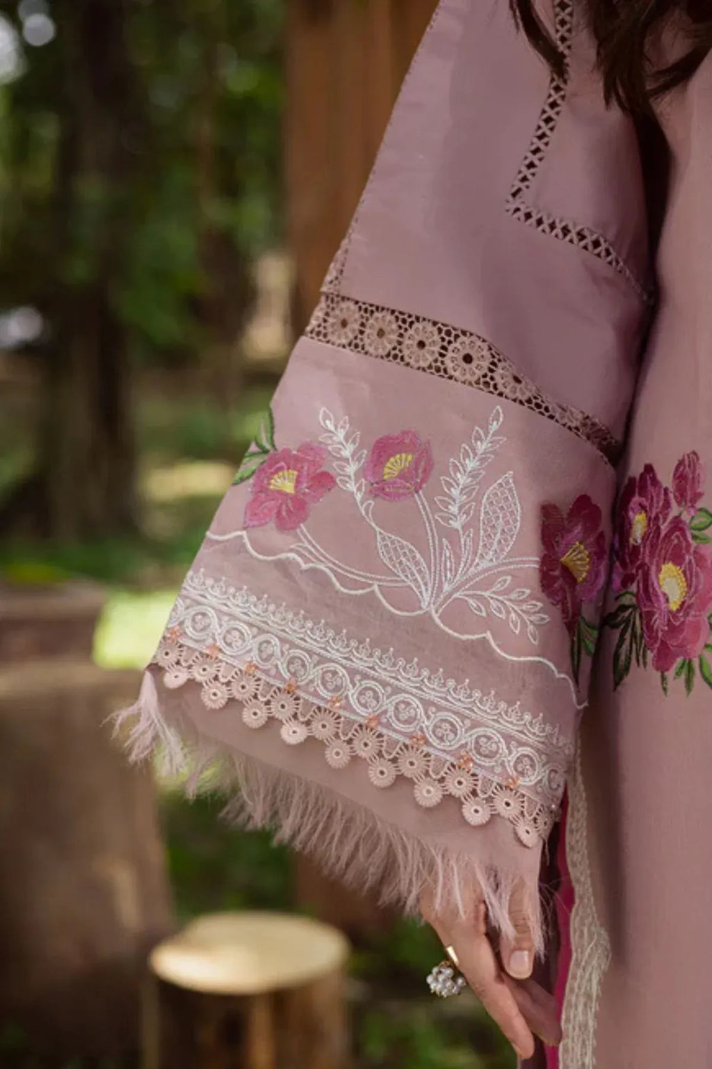 Zewar ZF-S-052 - Luxury Lawn 3PC Chikenkari Heavy Embroidered Suit | Unstitched Summer Luxe '26