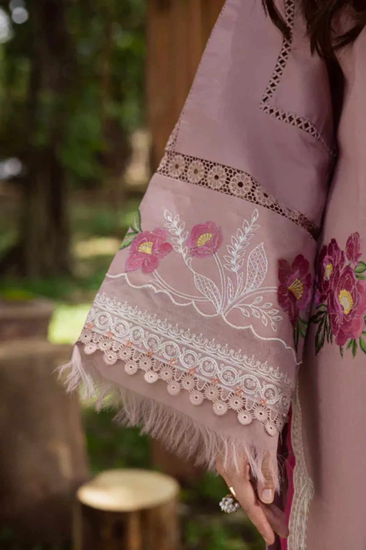 Zewar ZF-S-052 - Luxury Lawn 3PC Chikenkari Heavy Embroidered Suit | Unstitched Summer Luxe '26