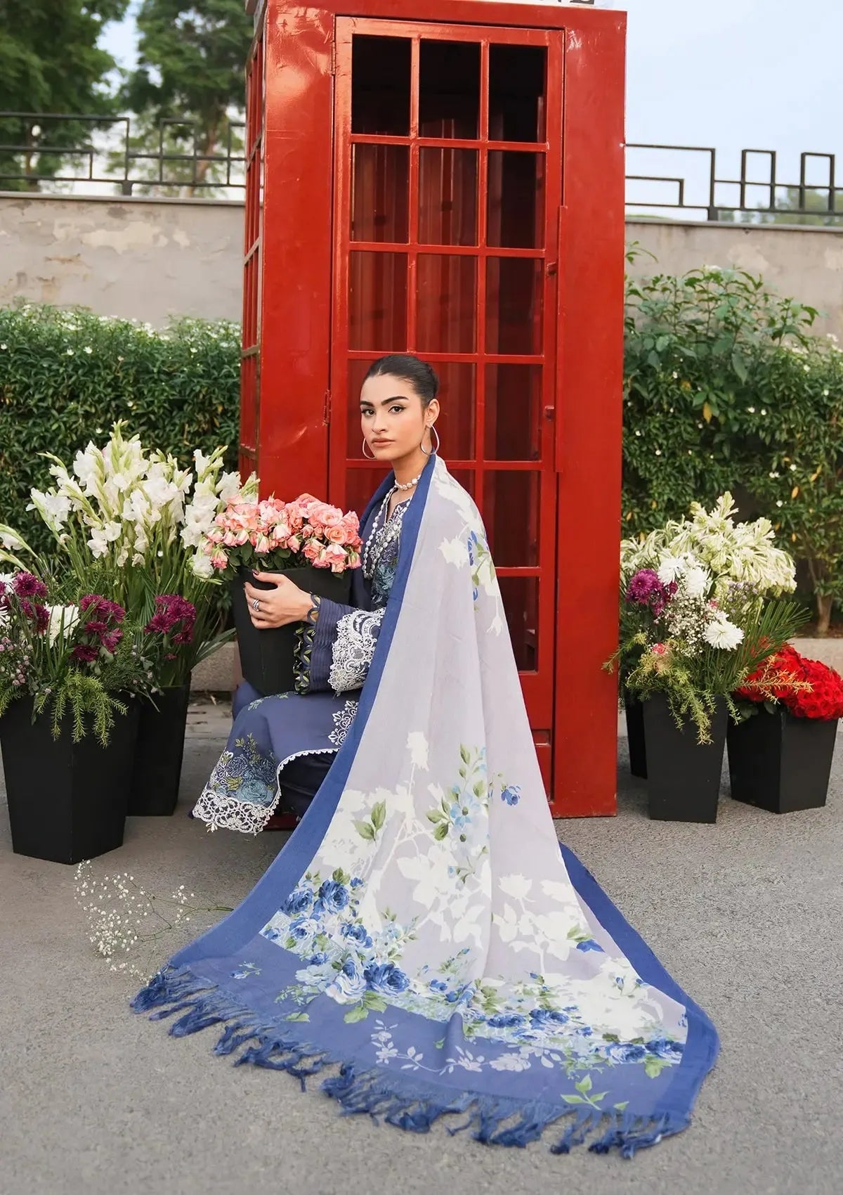 Zimal - Luxury Lawn 3PC Chikenkari Heavy Embroidered Suit | Unstitched Summer Luxe '26
