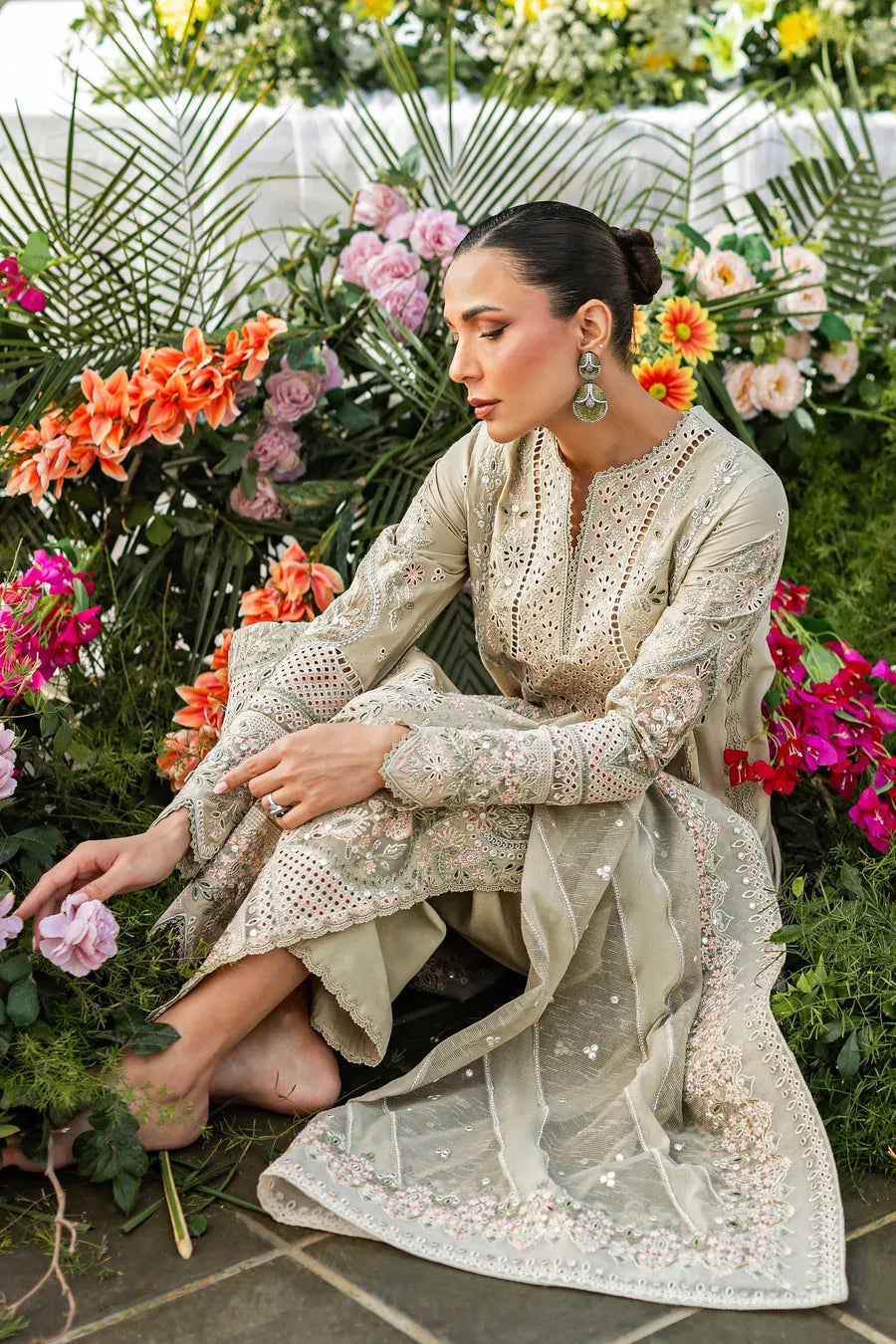Sawsan- Luxury Lawn 3PC Chikenkari Heavy Embroidered Suit | ZF-082 Summer Luxe '26