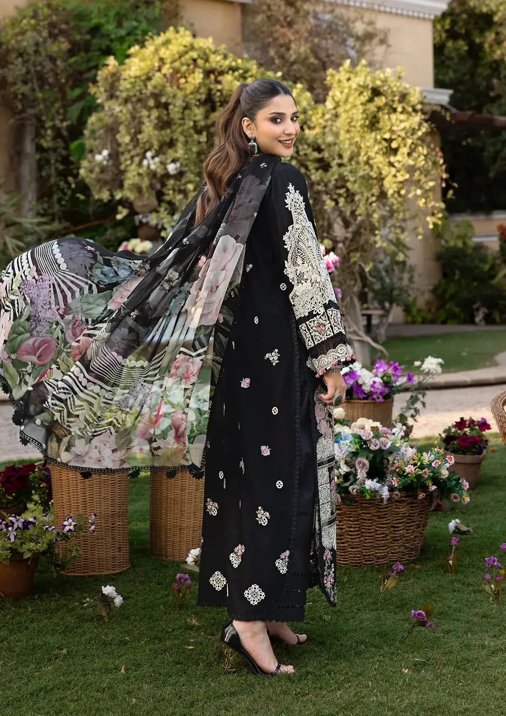 Fatima -ZF 046 - Luxury Lawn 3PC Chikenkari Heavy Embroidered Suit | Unstitched Summer Luxe '26