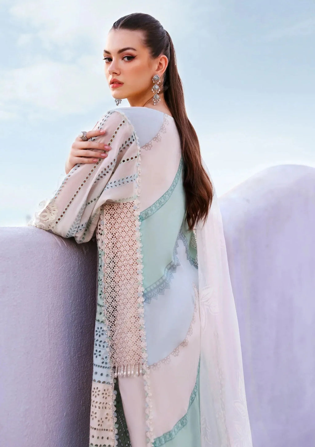 Nawal - Luxury Lawn 3PC Chikenkari Heavy Embroidered Suit | ZF-086 Summer Luxe '26