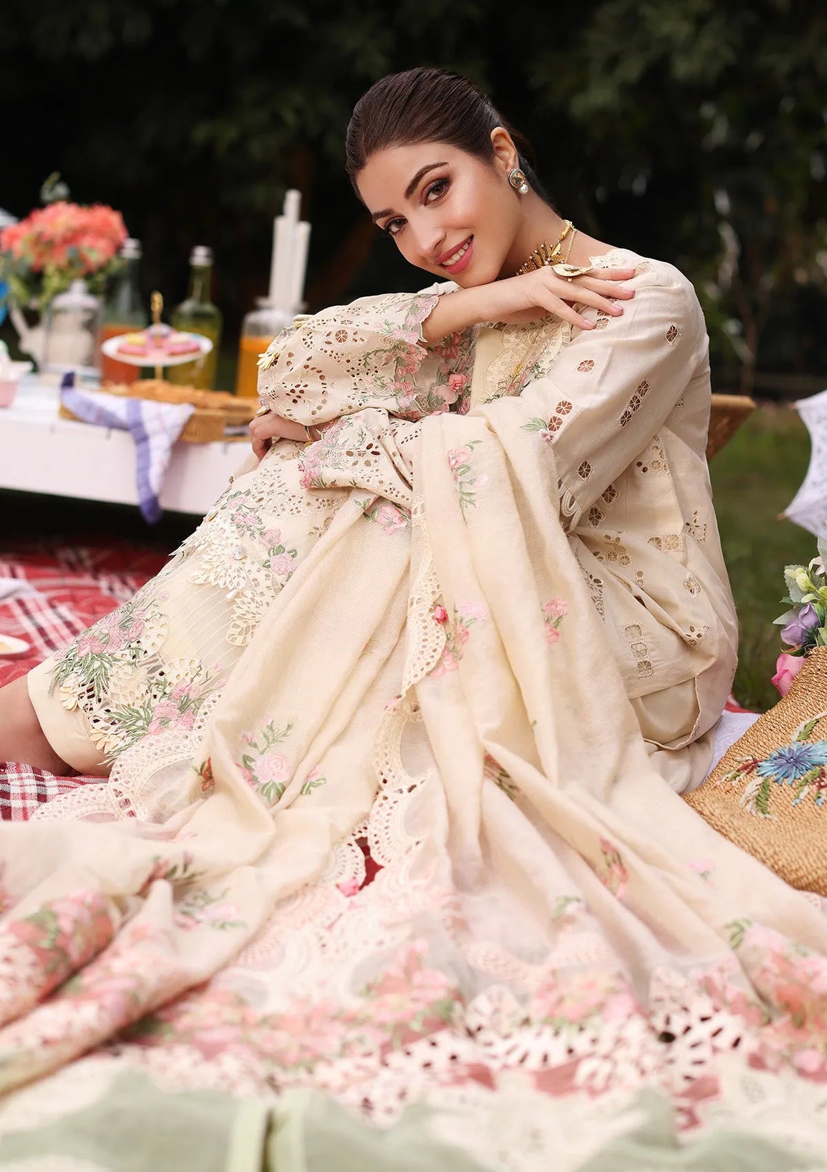 Zarnish ZF-S-053 - Luxury Lawn 3PC Chikenkari Heavy Embroidered Suit | Unstitched Summer Luxe '26