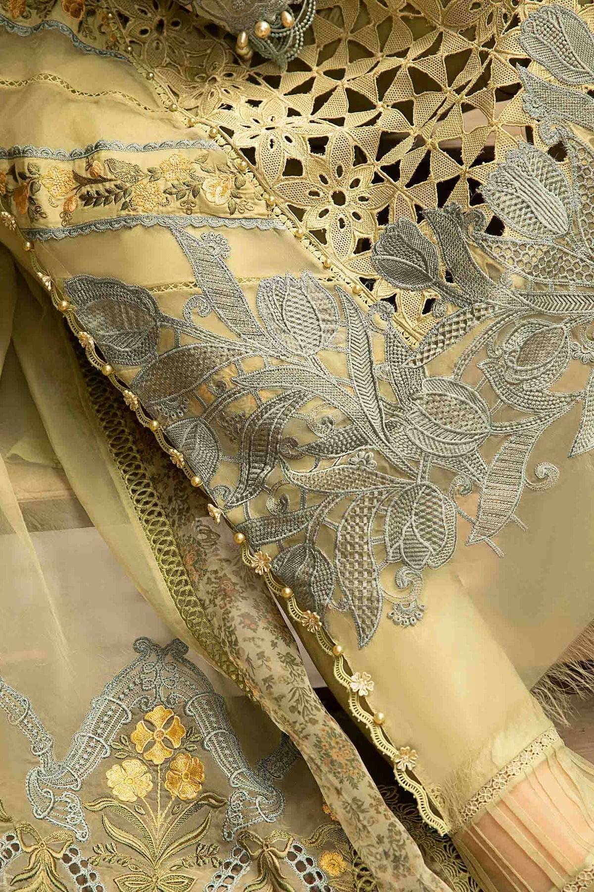 Ceren - Luxury Viscose 3PC Chikenkari Heavy Embroidered Suit | EA-W- 131  Luxe '26