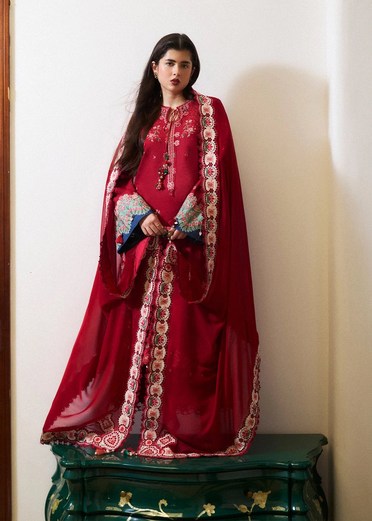 Gul e Rukh - Luxury 3PC Chikenkari Heavy Embroidered Suit | EA- 108  Luxe '26