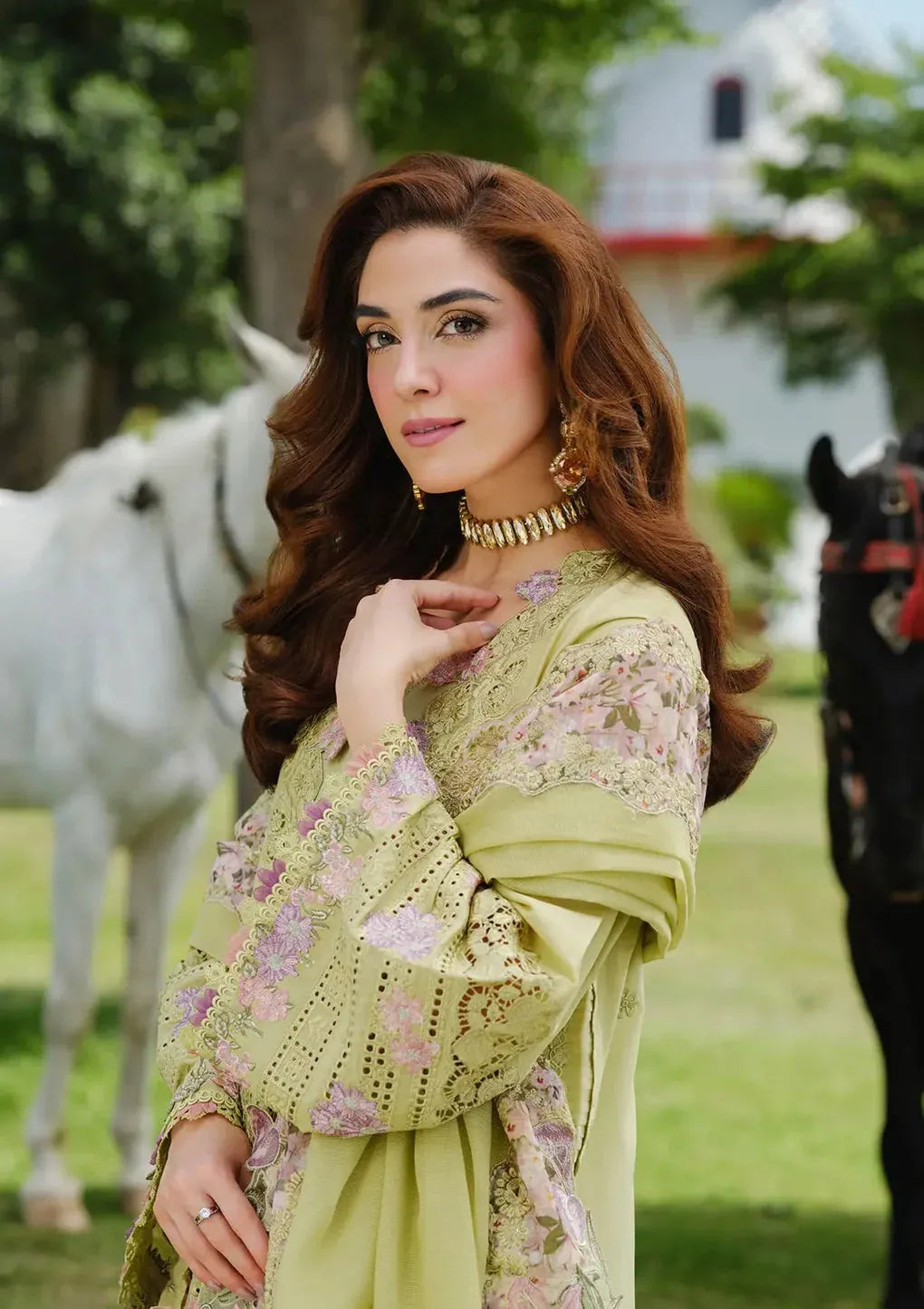 Rangzaar - Luxury Lawn 3PC Chikenkari Heavy Embroidered Suit | Zf-01 Unstitched Summer Luxe '26
