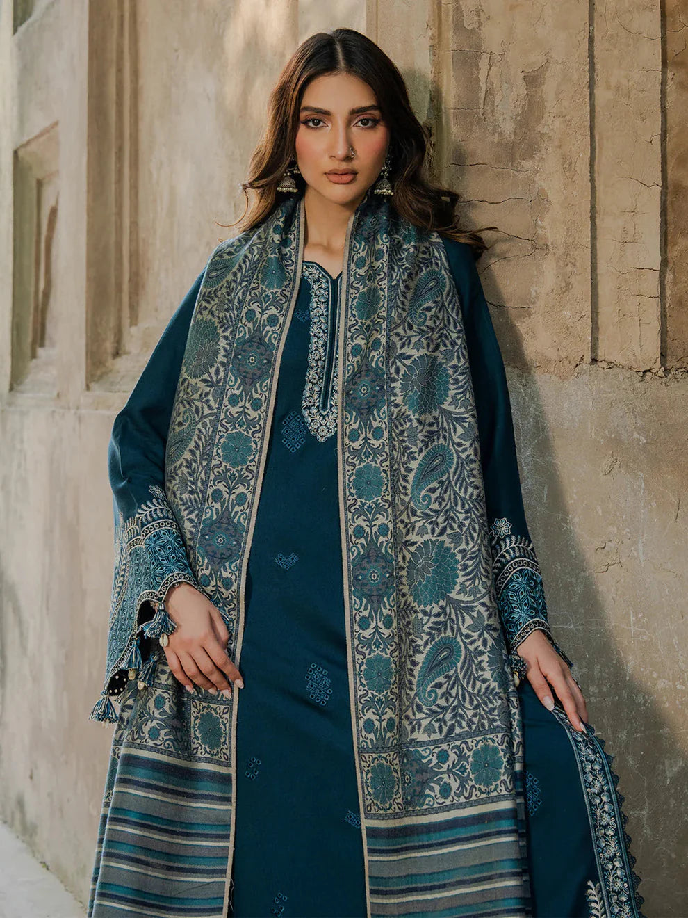 Farnaz - Luxury Lawn 3PC Chikenkari Heavy Embroidered Suit | EA-090 Summer Luxe '26