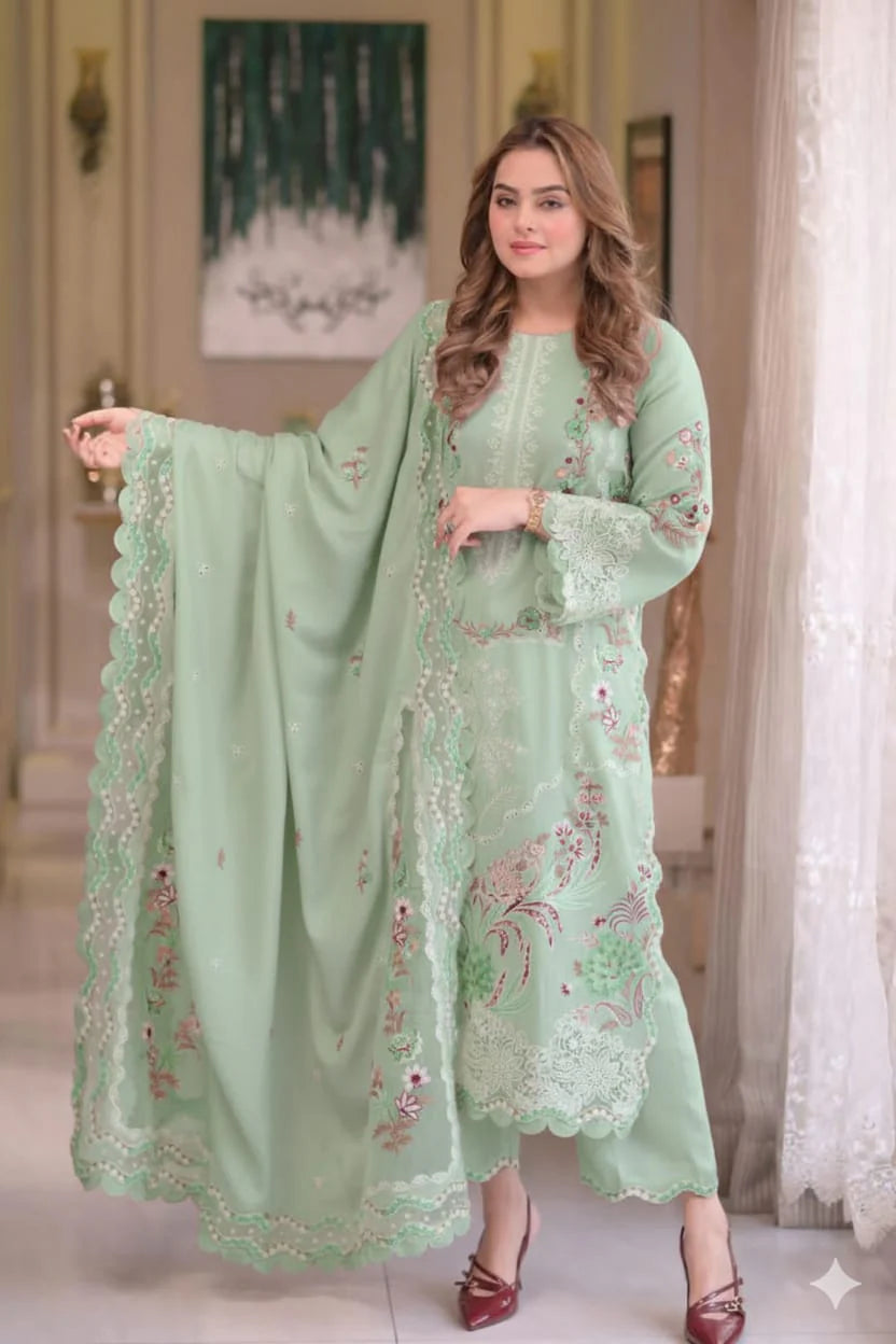 Roksar - Luxury Lawn 3PC Chikenkari Heavy Embroidered Suit | EA-091 Summer Luxe '26