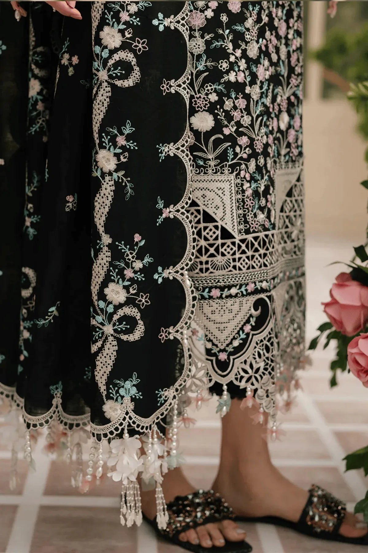 Saba - Zf -046 Luxury Lawn 3PC Chikenkari Heavy Embroidered Suit | Unstitched Summer Luxe '26